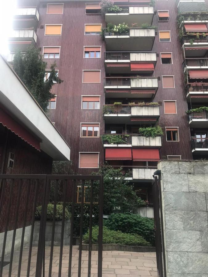 Best Way Rent - Near Tre Torri District Apartamento Milán